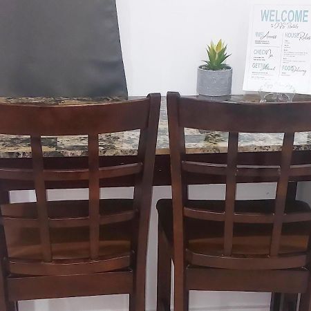 Apartamento Budget & Basic In Local Neighborhood, 7Min Drive To Downtown Nassau Beach Paradise Exterior foto